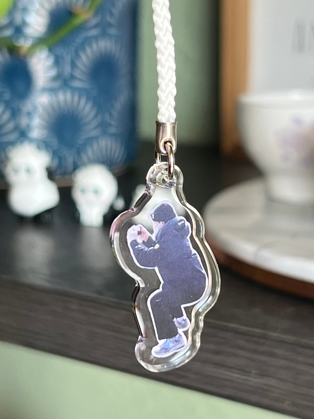Squatting Rapper Phone/Lightstick Charm
